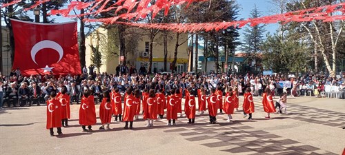 23 Nisan Ulusal Egemenlik ve Çocuk Bayramı coşkuyla kutlandı.